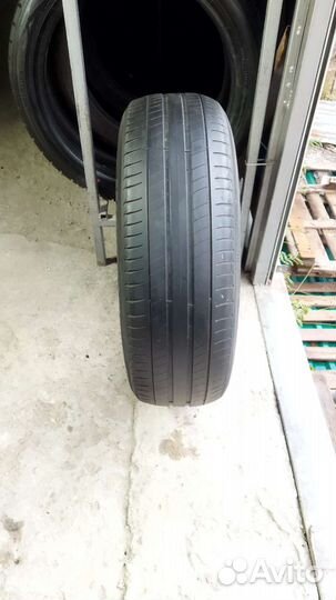Michelin Primacy 3 215/65 R17