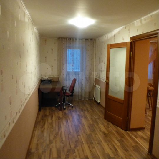 2-к. квартира, 75 м², 4/10 эт.