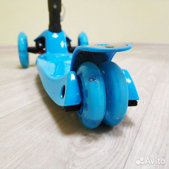 Самокат детский Макси со складным рулем