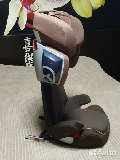 Автомобильное кресо Cybex Solution X2-Fix