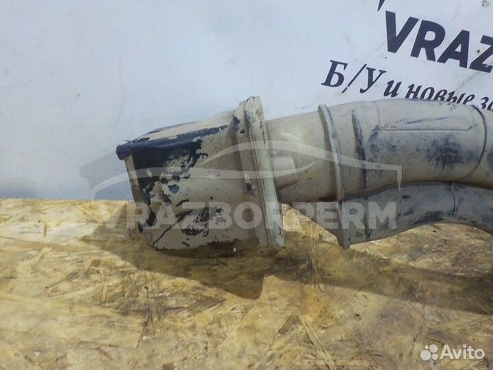 Горловина топливного бака Renault Megane