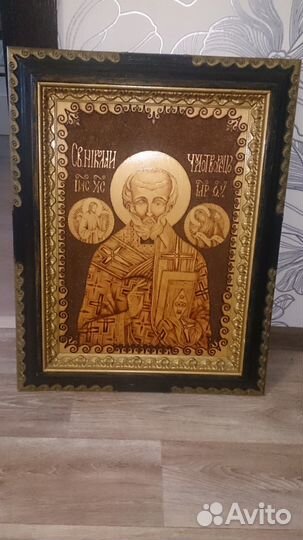 Икона николай чудотворец выжженная на дереве
