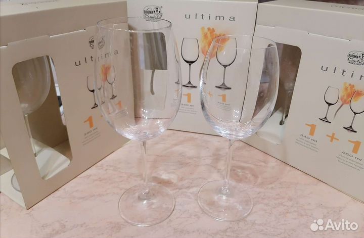 Бокалы Bohemia на тонкой ножке