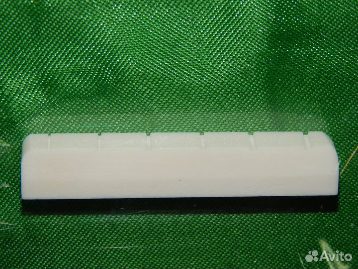 Костяной порожек 50,0мм на класичку