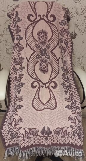 Продам накидки на кресла 2 шт бу