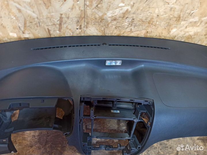 Торпедо с подушкой Hyundai Tucson 1