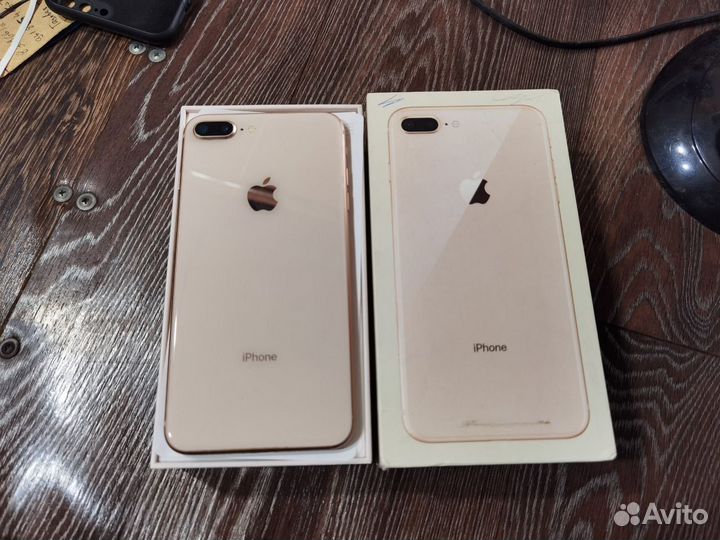 iPhone 8 Plus, 64 ГБ