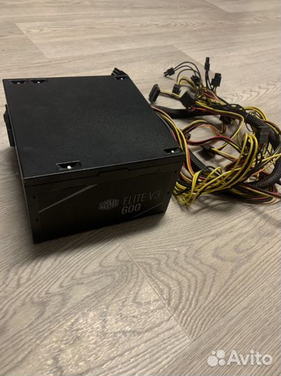Блок питания Cooler master elite V3 600w