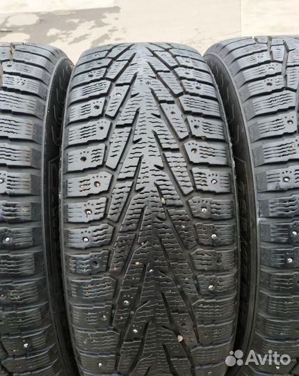 Nokian Tyres Hakkapeliitta 7 235/65 R17 99W