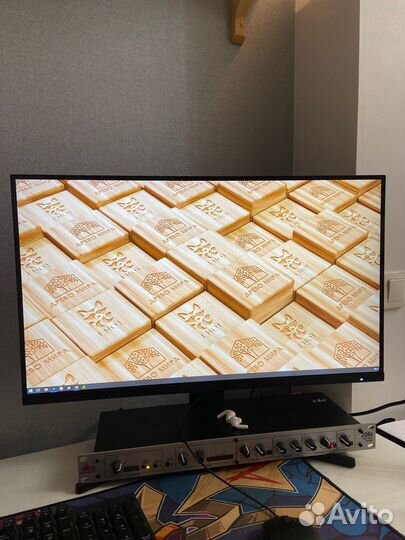 Монитор для компьютера