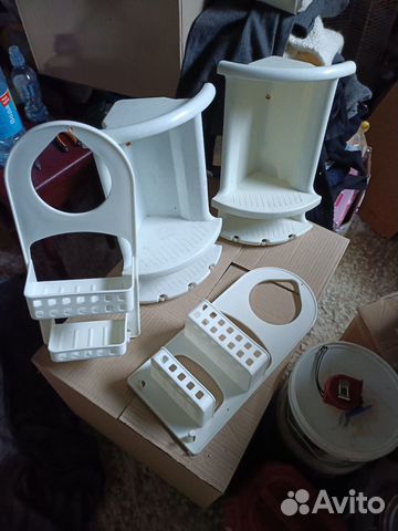 Полочки пластиковые