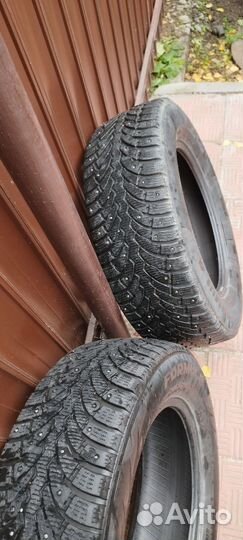 Pirelli Formula Ice 215/65 R16