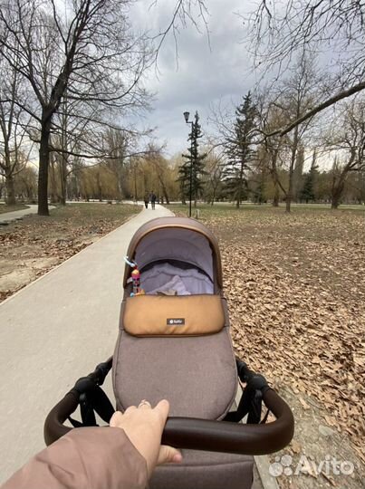 Коляска tutis