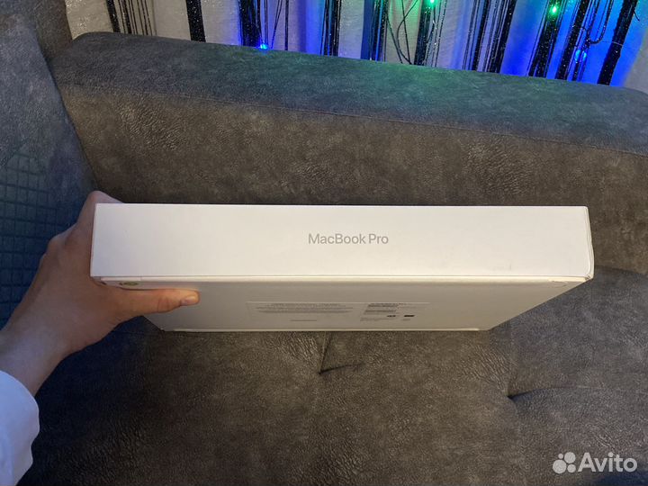 Apple MacBook Pro 16 (M2 Pro, 1TB, 16gb)