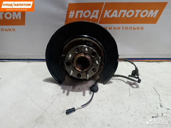 Кулак задний правый Hyundai Tucson 3 2017