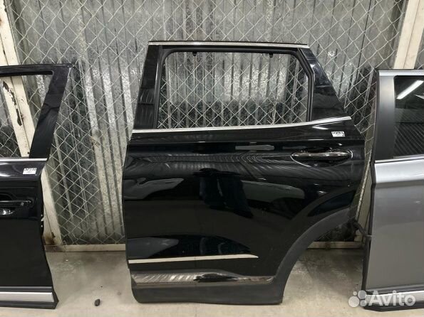 Hyundai Santa Fe 4 дверь задняя левая в сборе