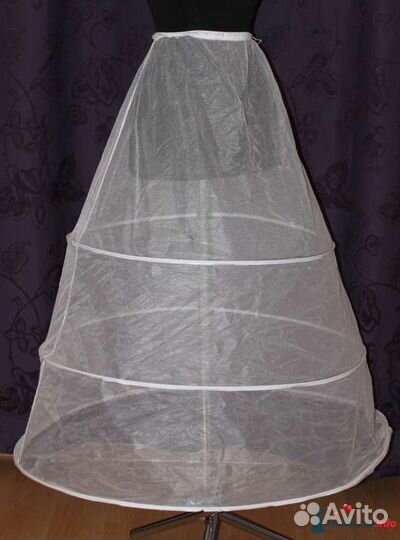 Кольца на платье