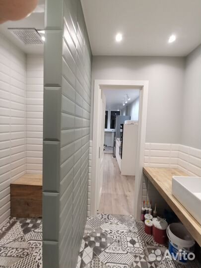 Укладка плитки, ремонт ванной под ключ