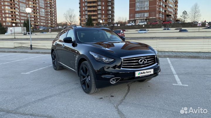 Infiniti QX70 3.7 AT, 2014, 219 910 км