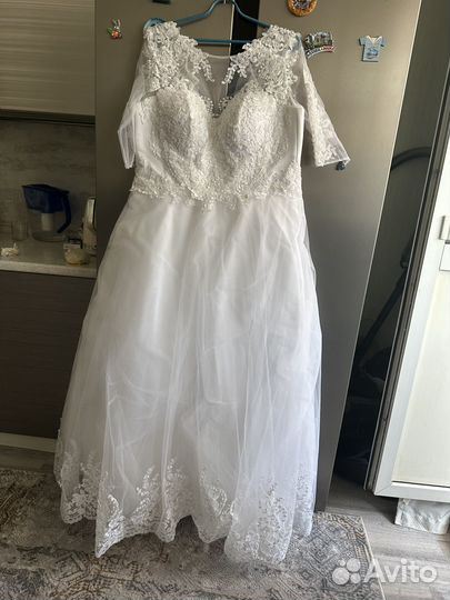 Свадебно платье 50-52