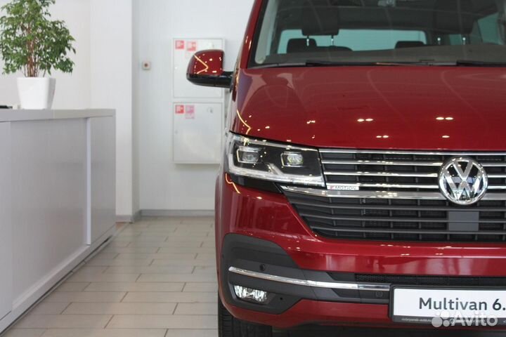 Volkswagen Multivan 2.0 AMT, 2022