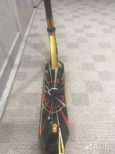 Самокат трюковой