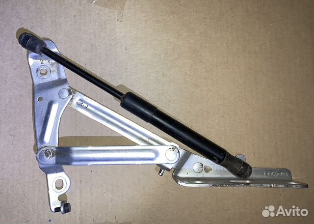 Левая петля крышки багажника для Mazda 6 gh