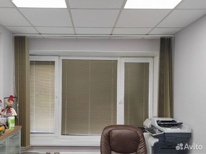 Рулонные шторы на окна в мансарду