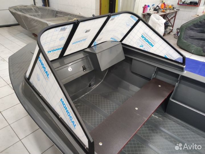 Моторная лодка Swimmer 400R