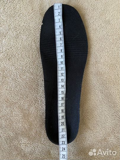 Коньки хоккейные 35 р