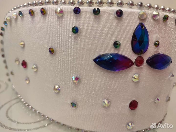 Кокошник современный ручной работы