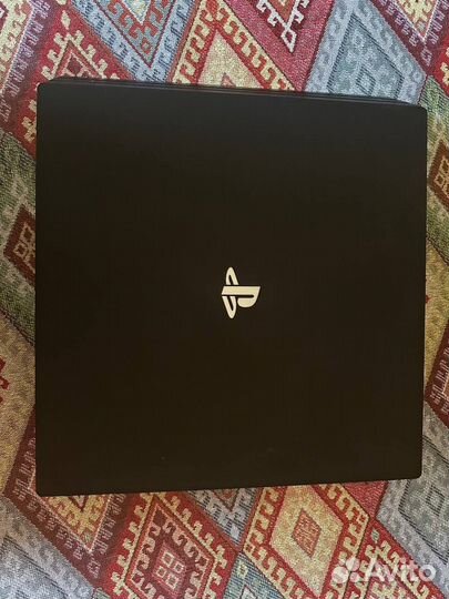 Sony PS4 pro 1tb