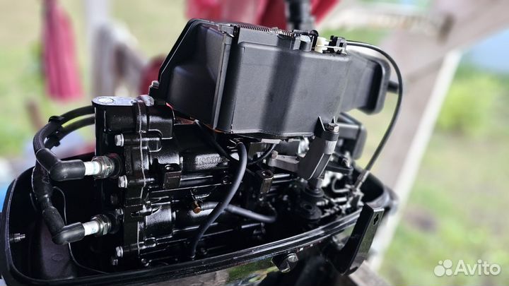 Продам лодочный мотор HDX 9.8