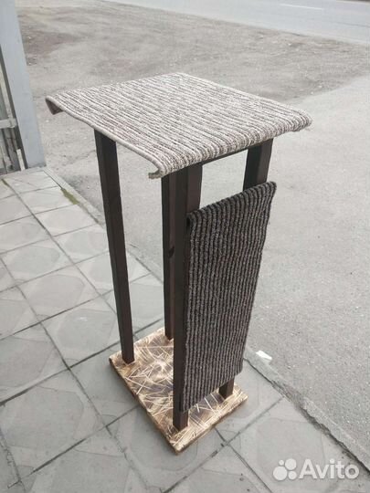 Лежанка для кошки