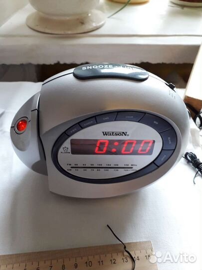 Радиочасы с подсветкой