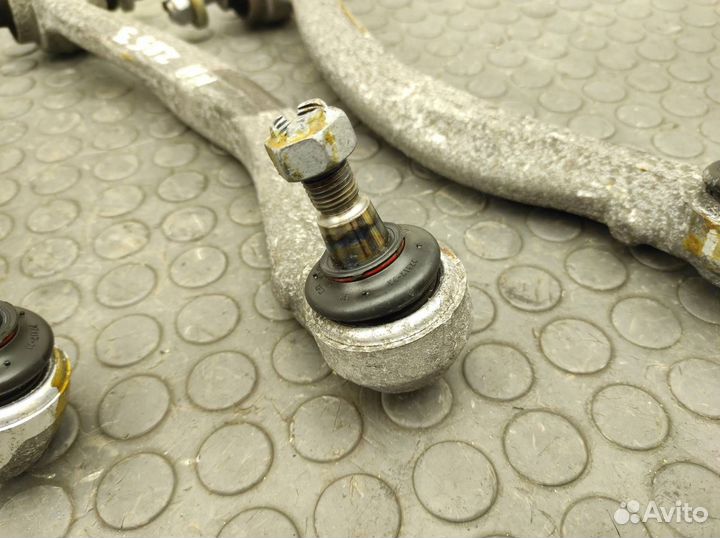 Рычаги передние Mercedes-Benz W204 M271.860 1.8T