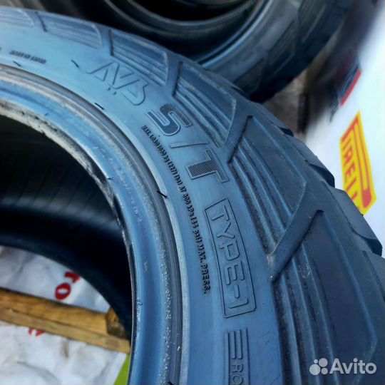 Yokohama ADVAN ST V802 285/50 R18