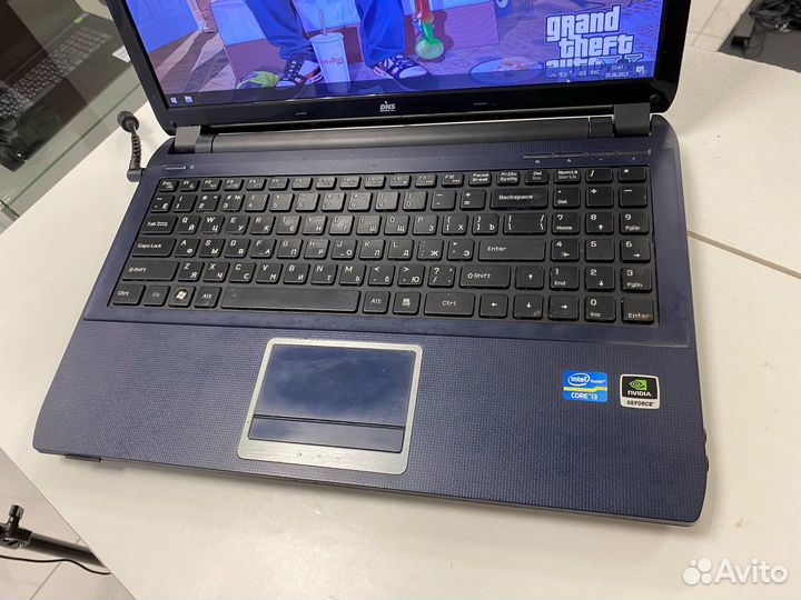 DNS 15.6 (Core i3/ SSD/ 4gb/ GeForce GT 640M)
