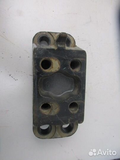 Дистанционный элемент Scania P, G, R series