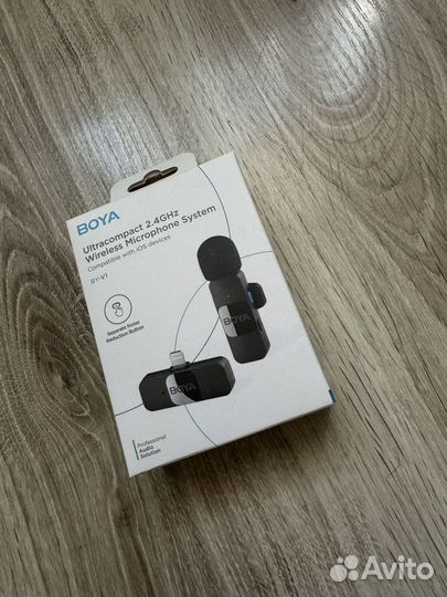 Петличный микрофон boya