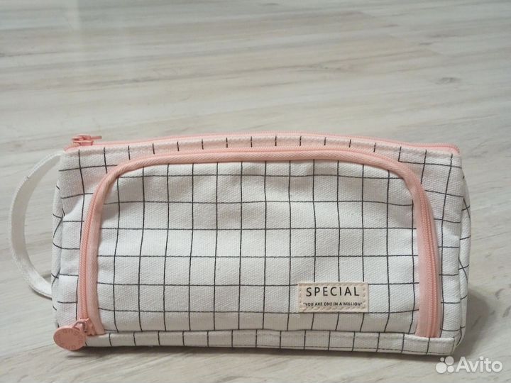 Пенал школьный