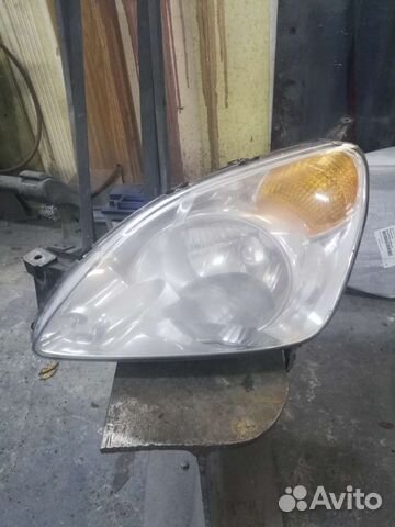 Фара левая передняя Honda CR-V 2006 г