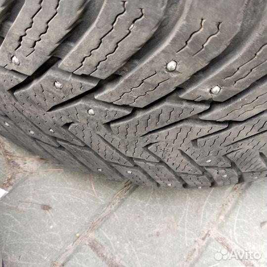 Nokian Tyres xLine 275/45 R20 100ZR