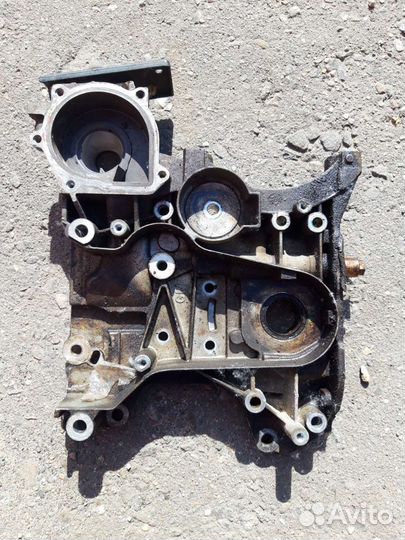 Крышка двигателя передняя Chevrolet Cruze 1.8