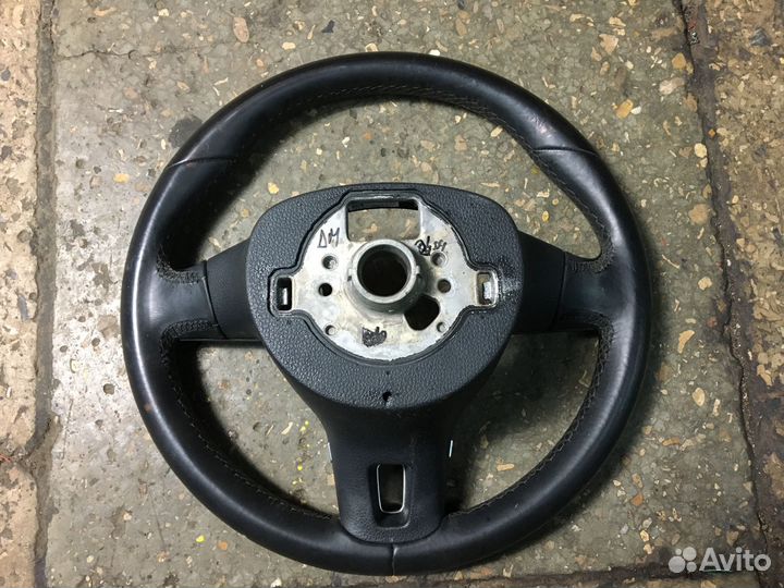Руль кожаный Volkswagen Tiguan 08-17