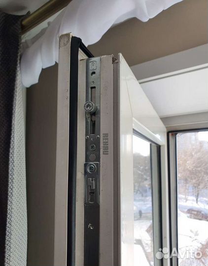 Ремонт пластиковых окон. Регулировка окон