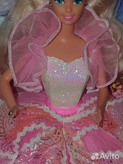 Costume Ball Barbie 1990