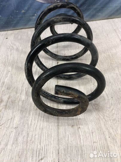 Пружина задняя nissan micra K12