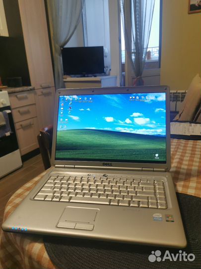 Ноутбук Dell inspiron 1525