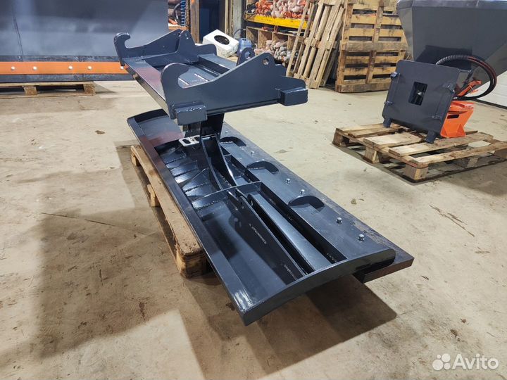 Отвал 2000 мех Everun ERT 1500